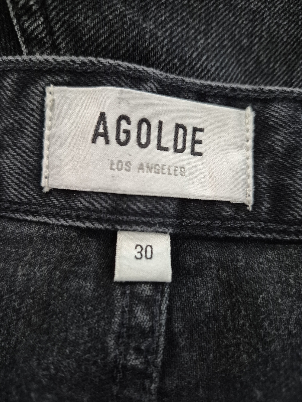 AGOLDE Black High-Rise Cutoff Denim Shorts Size 30 In Excellent Condition - Picture 4 of 5